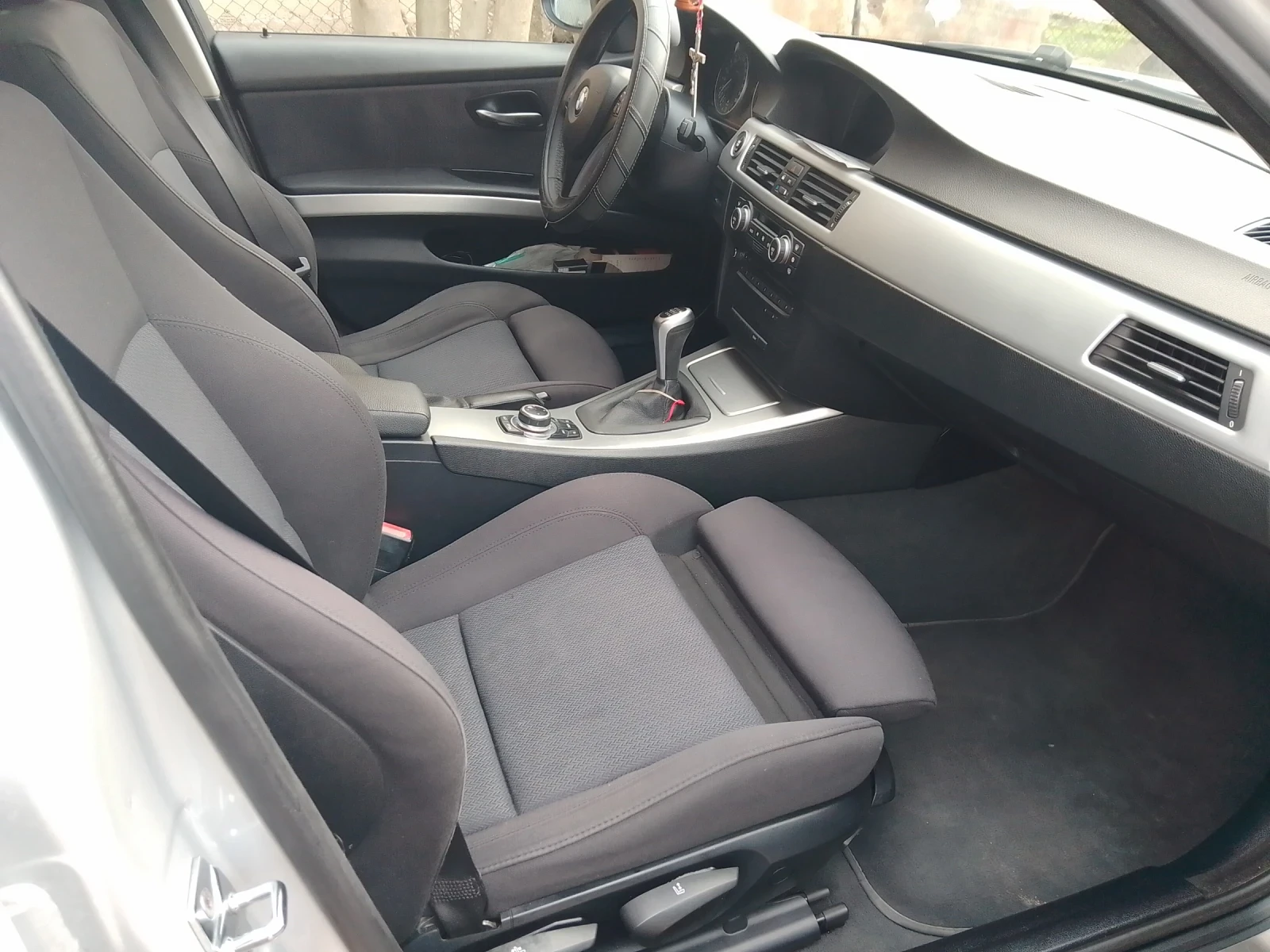 BMW 320 320D 177hp, снимка 8 - Автомобили и джипове - 54606201