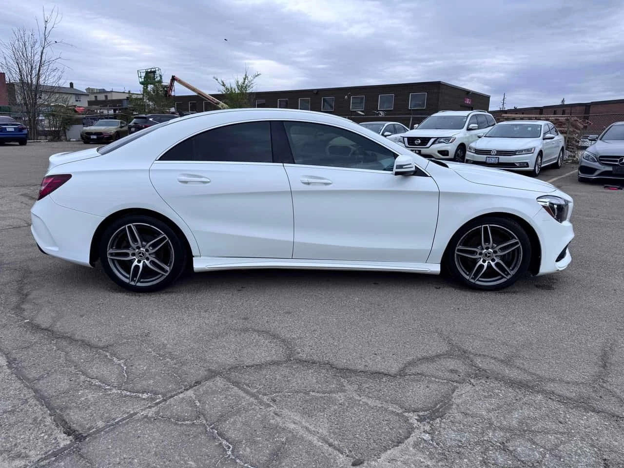 Mercedes-Benz CLA 250 4МАТIC* ПОДГРЕВИ* ПАНОРАМА* , снимка 3 - Автомобили и джипове - 54635256