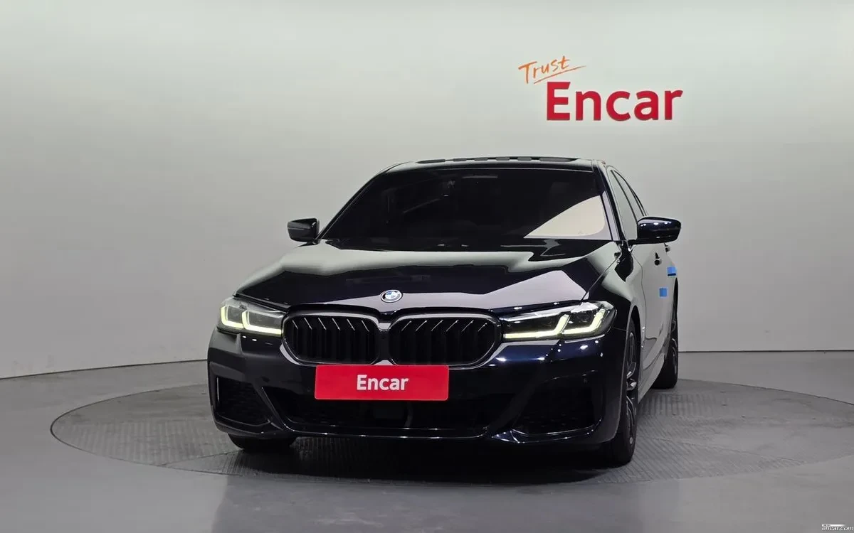BMW 520 M Sport | DIGITAL COCKPIT | LED | COMFORT ACCESS, снимка 3 - Автомобили и джипове - 54951107