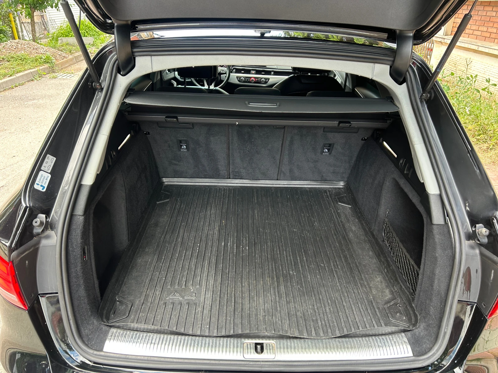 Audi A4 2.0 TDI 190K, снимка 17 - Автомобили и джипове - 54989032
