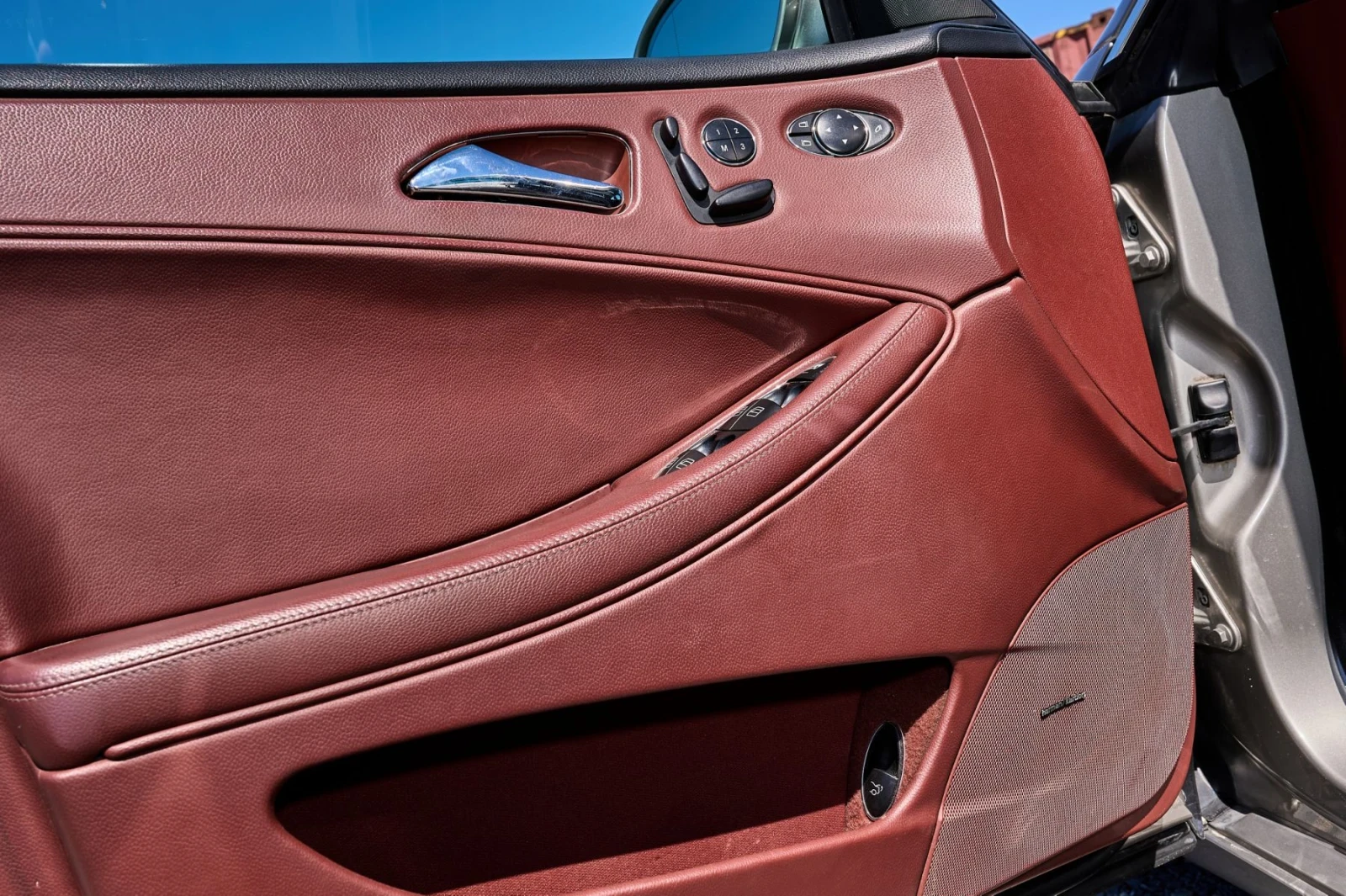 Mercedes-Benz CLS 320  LOGIC7 * clima* INDIVIDUAL , снимка 9 - Автомобили и джипове - 55767237
