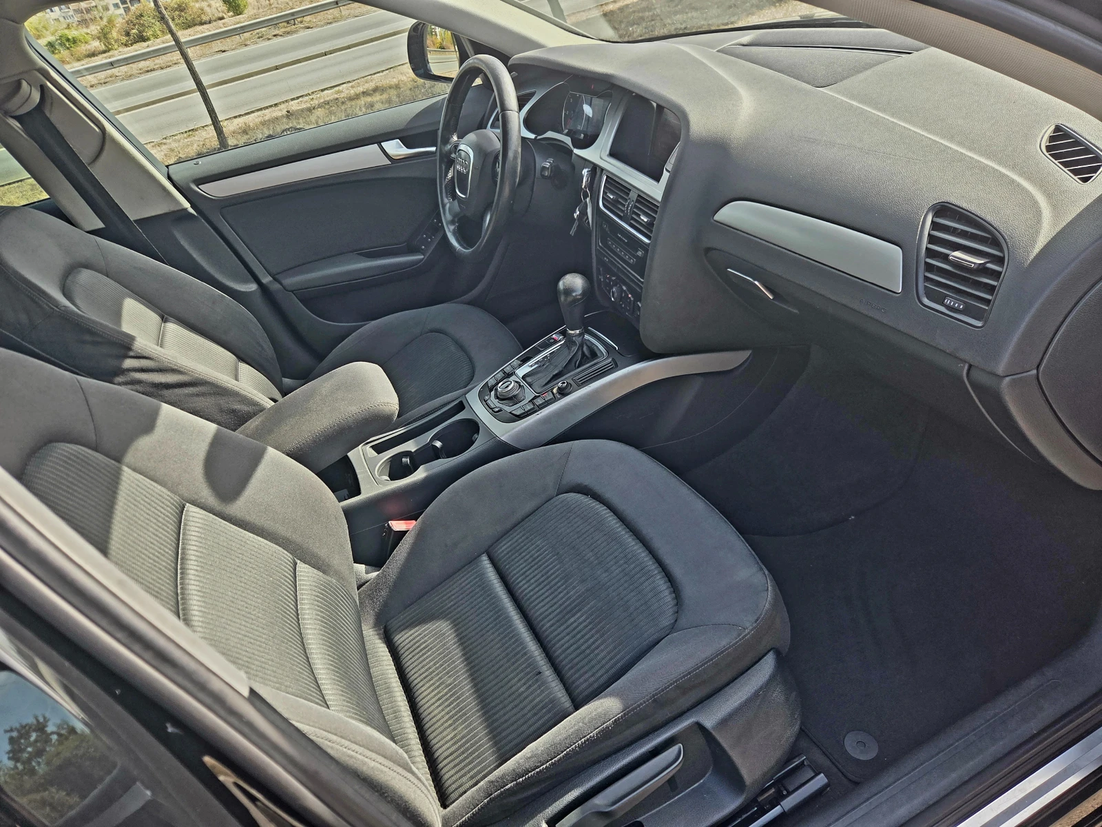 Audi A4 2.0 TDI , снимка 12 - Автомобили и джипове - 55787153