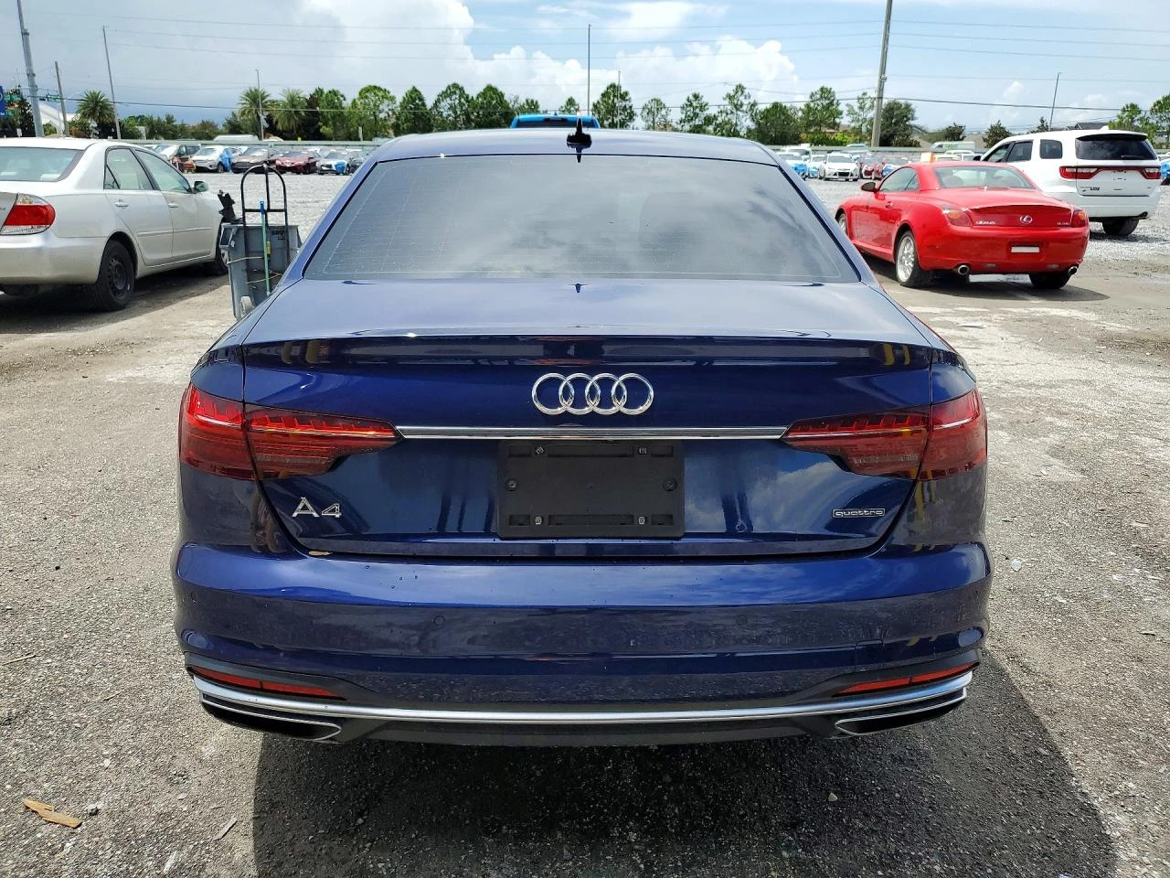 Audi A4 2.0l Premium Plus 45, снимка 6 - Автомобили и джипове - 56041724