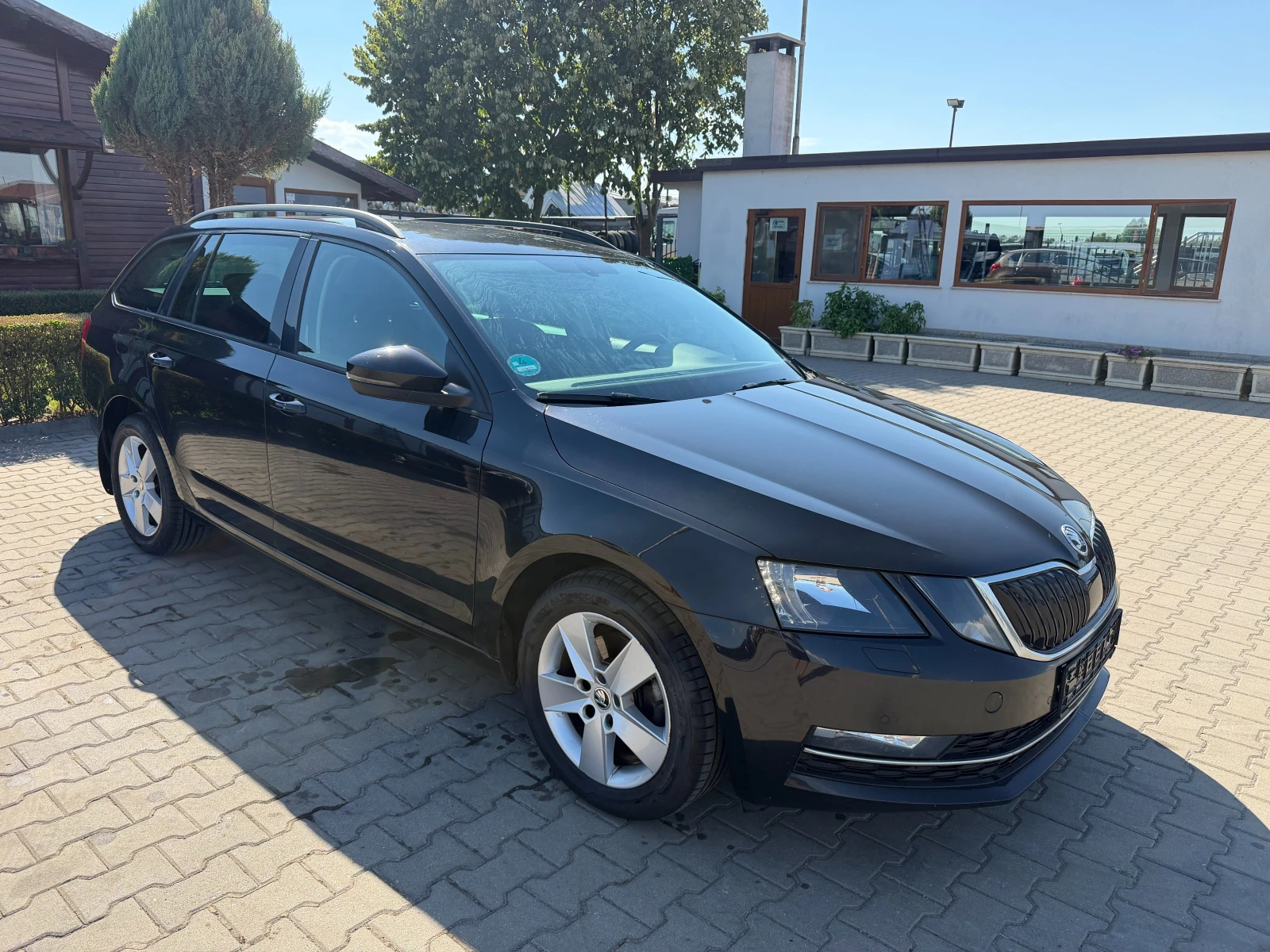 Skoda Octavia 1.4TSI AVTOMAT/NAVI EURO 6, снимка 4 - Автомобили и джипове - 56165616
