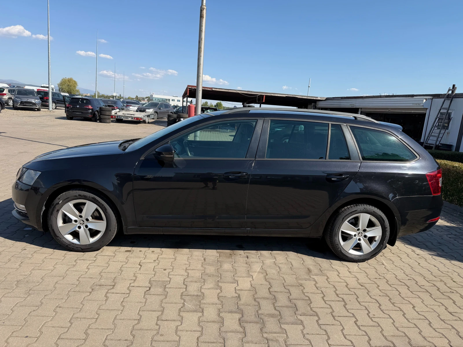 Skoda Octavia 1.4TSI AVTOMAT/NAVI EURO 6, снимка 9 - Автомобили и джипове - 56165616