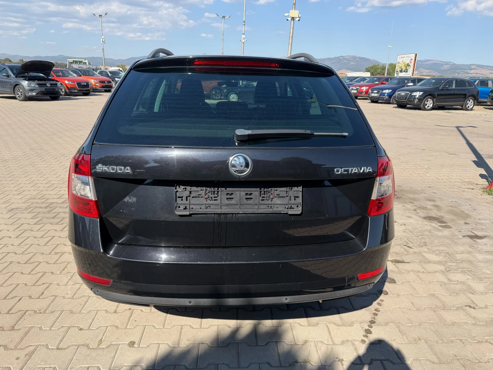 Skoda Octavia 1.4TSI AVTOMAT/NAVI EURO 6, снимка 7 - Автомобили и джипове - 56165616