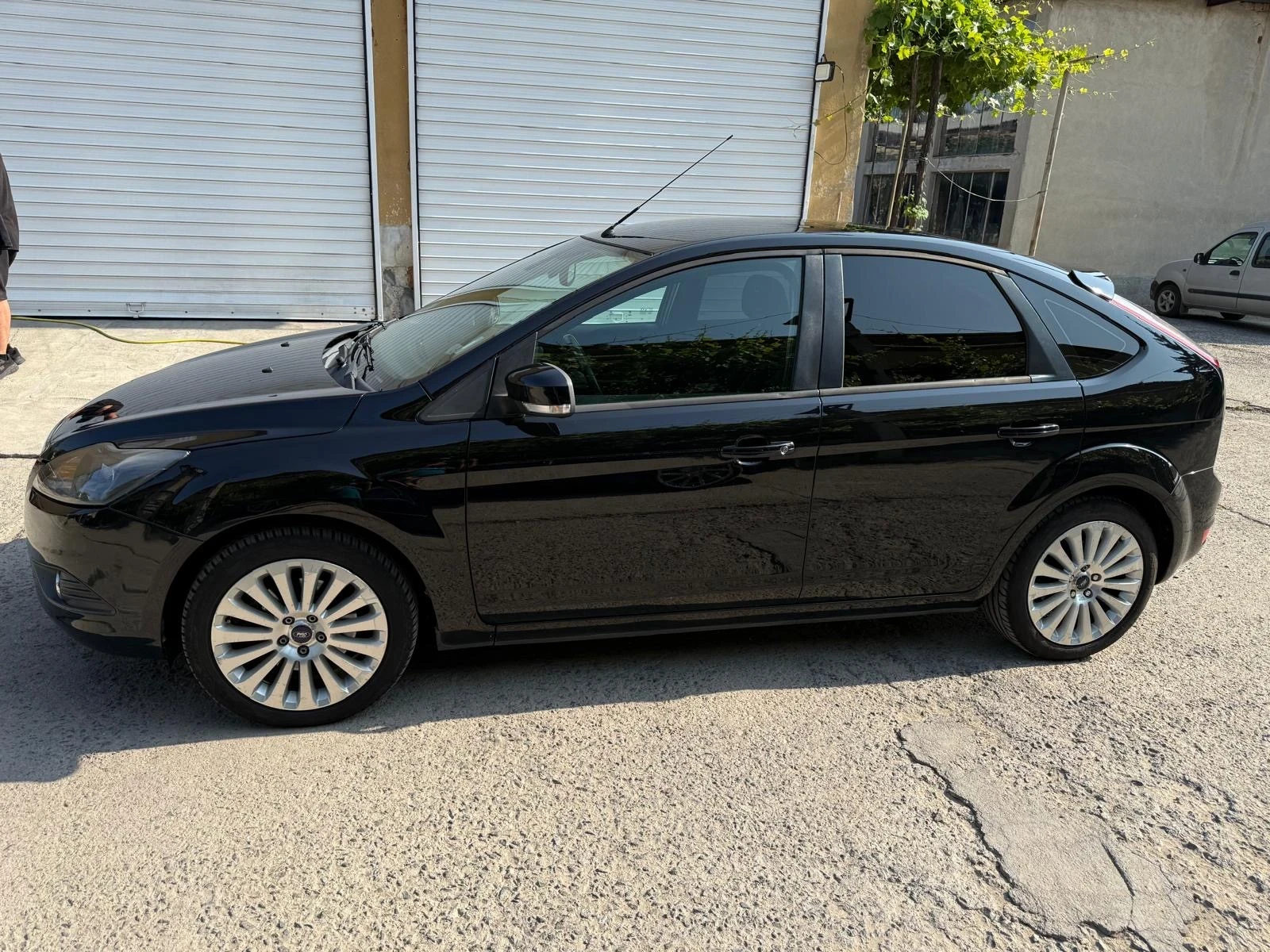 Ford Focus Ford Focus Ford Focus 2.0i - 16v Газ, снимка 4 - Автомобили и джипове - 56314797