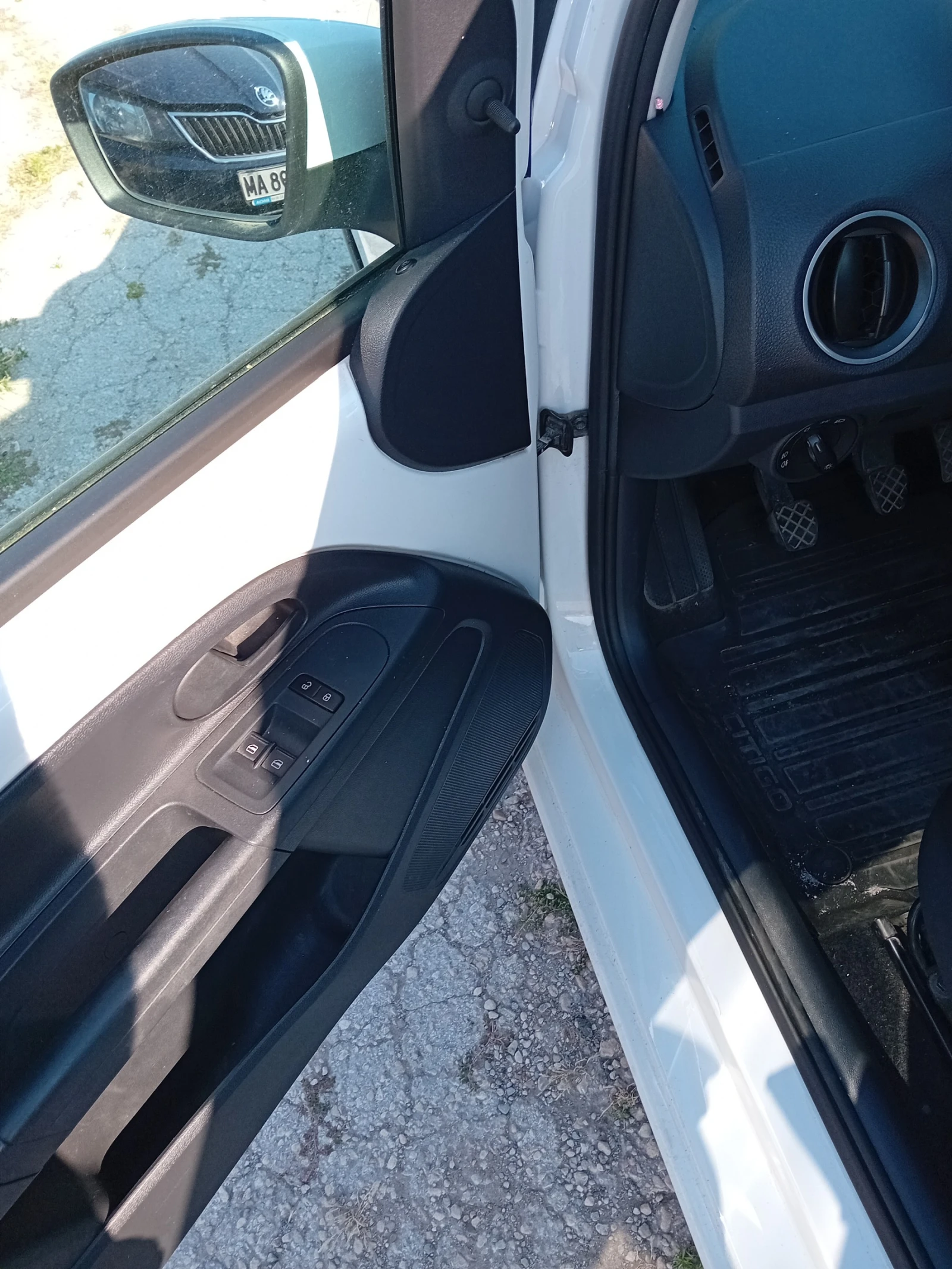 Skoda Citigo, снимка 9 - Автомобили и джипове - 56409495