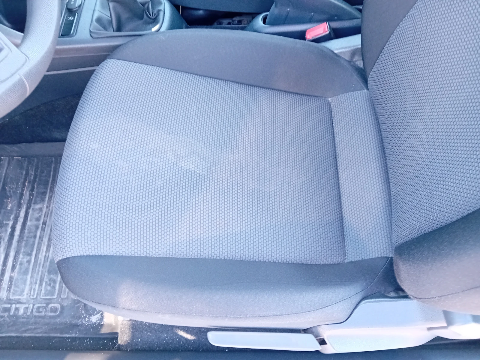 Skoda Citigo, снимка 14 - Автомобили и джипове - 56409495