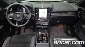 Volvo XC40, снимка 7