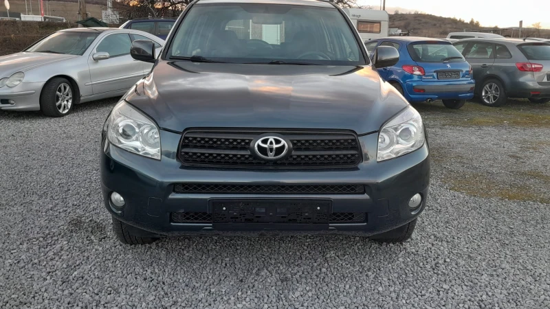 Toyota Rav4 136-2.2, снимка 1 - Автомобили и джипове - 45424807