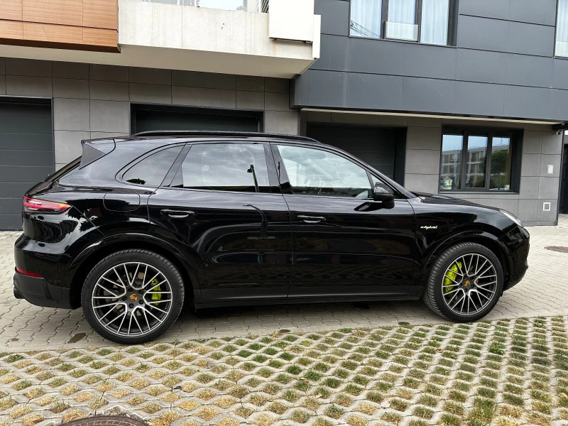 Porsche Cayenne E-Hybrid, снимка 3 - Автомобили и джипове - 46514901