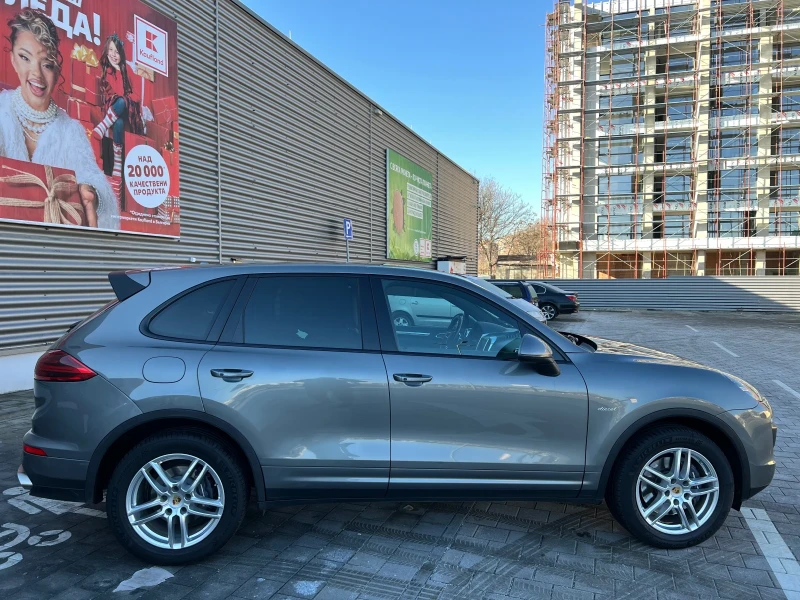 Porsche Cayenne 3.0d, снимка 6 - Автомобили и джипове - 48491357