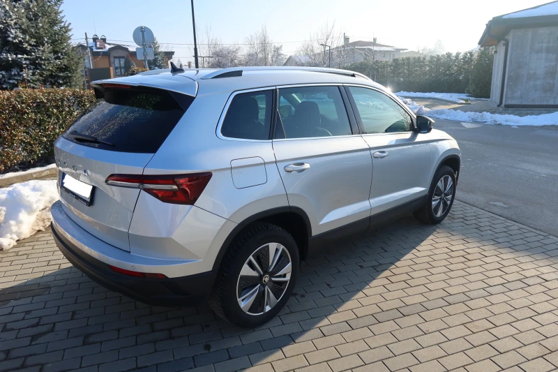 Skoda Karoq Vision, снимка 3 - Автомобили и джипове - 48538242