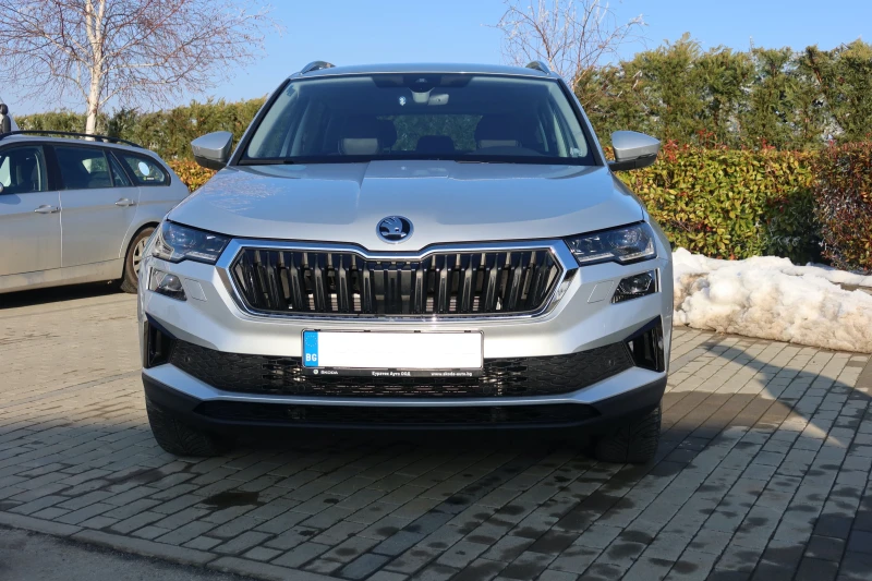 Skoda Karoq Vision, снимка 5 - Автомобили и джипове - 48538242