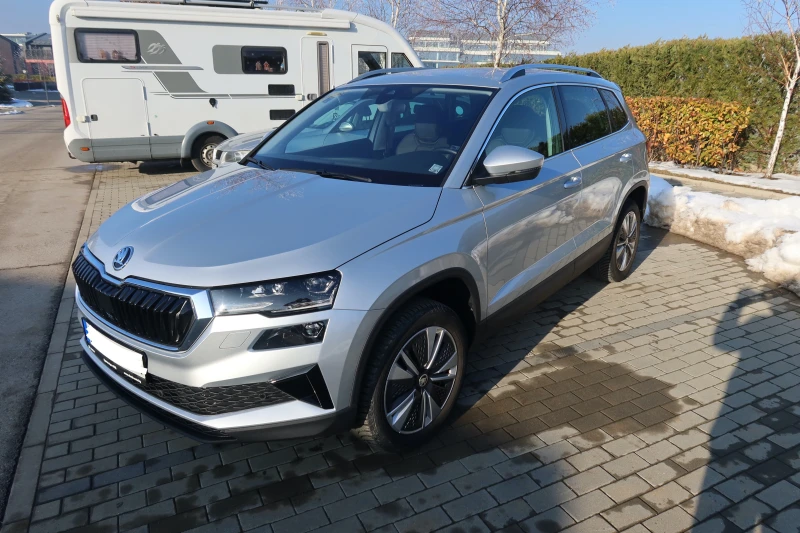 Skoda Karoq Vision, снимка 2 - Автомобили и джипове - 48538242