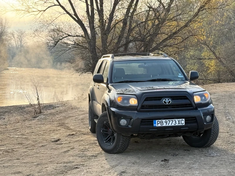 Toyota 4runner, снимка 1 - Автомобили и джипове - 48830901