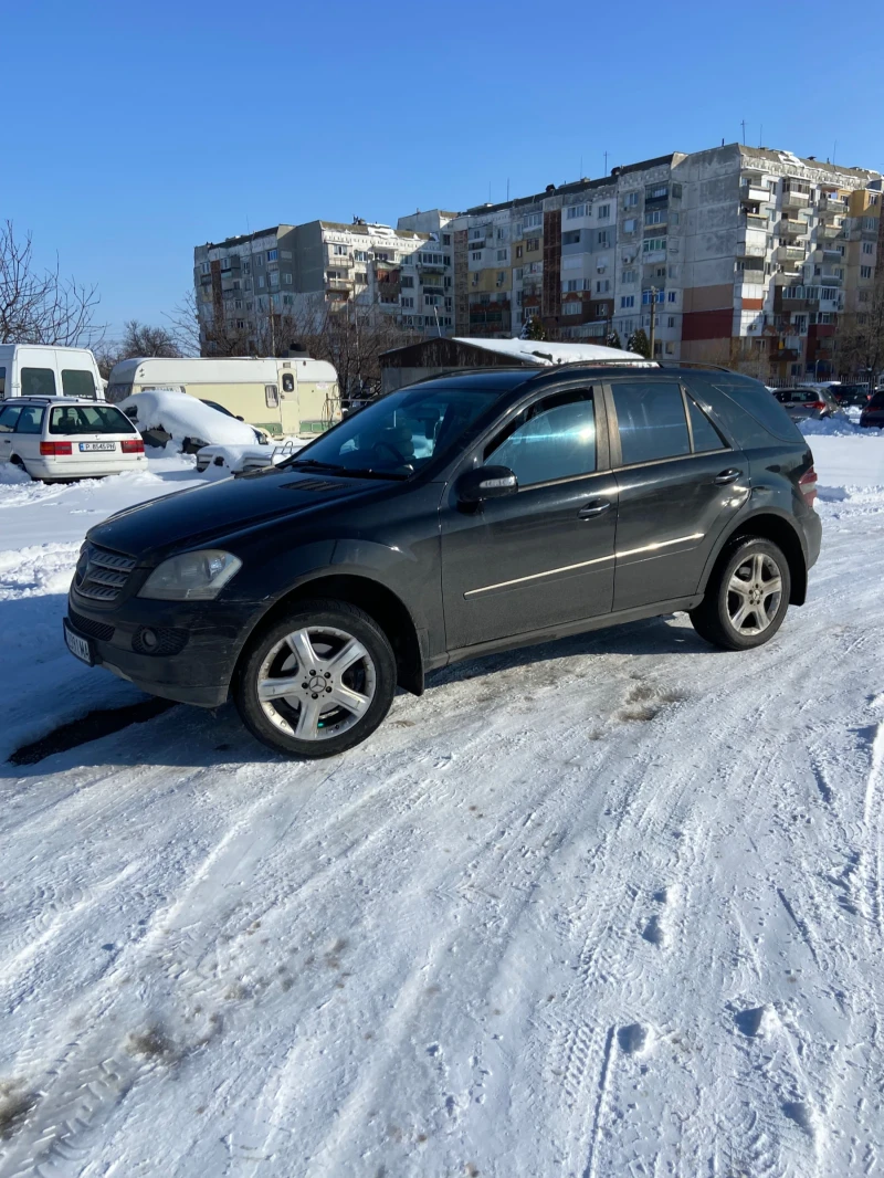 Mercedes-Benz ML 320, снимка 4 - Автомобили и джипове - 49236957