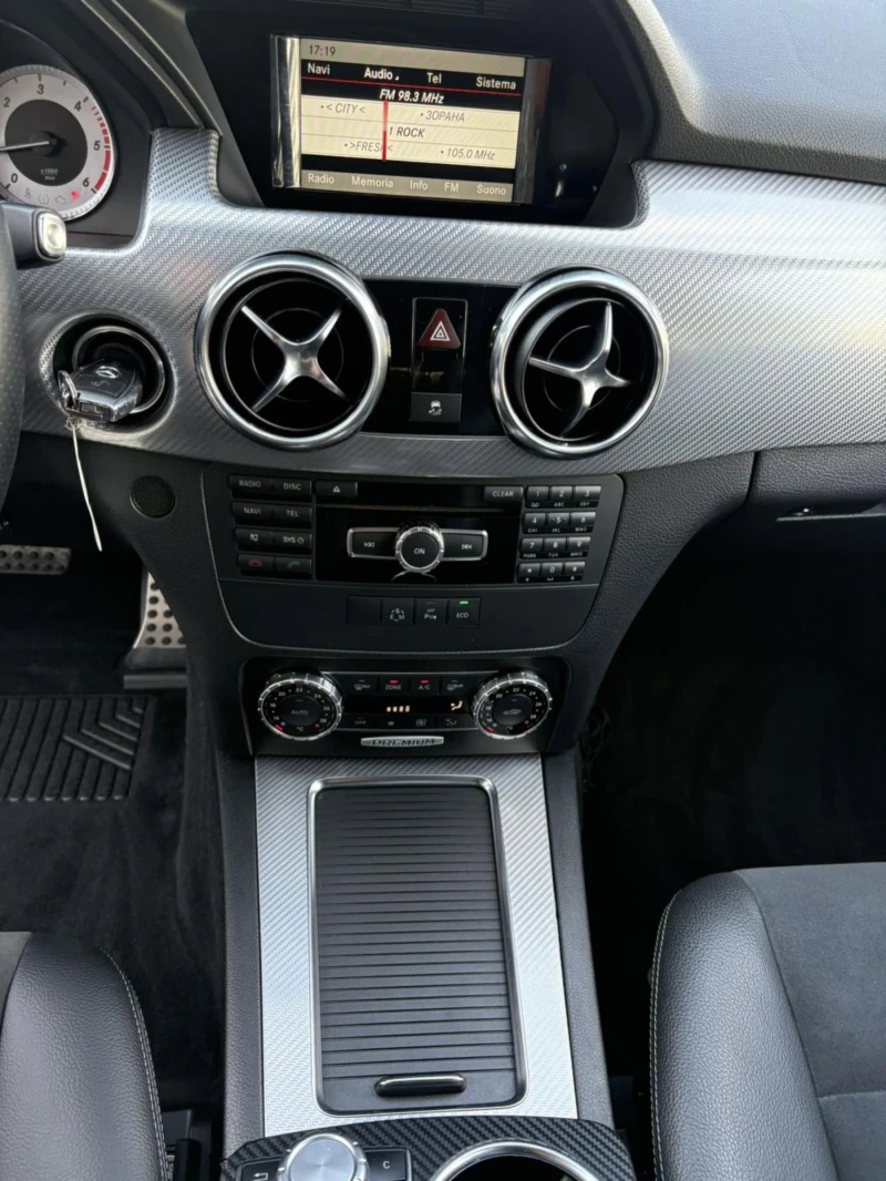 Mercedes-Benz GLK Premium/Facelift/LED, снимка 16 - Автомобили и джипове - 51197785