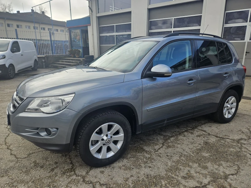 VW Tiguan 2.0 140k.s   4 Motion, снимка 5 - Автомобили и джипове - 52935676