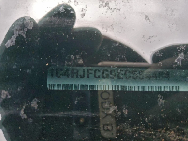 Jeep Grand cherokee OVERLAND* 8ZF* DISTRONIC* HARMAN* ПАНО, снимка 12 - Автомобили и джипове - 52966286