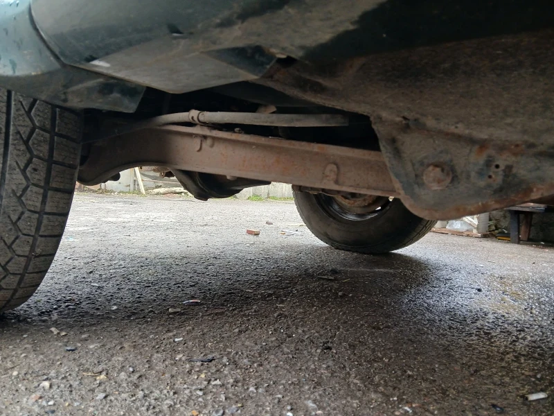 Suzuki Jimny 1.3 i, снимка 14 - Автомобили и джипове - 53225435