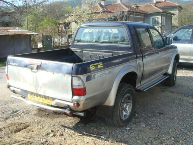 Mitsubishi L200 2.5TDi, снимка 4 - Автомобили и джипове - 46834389