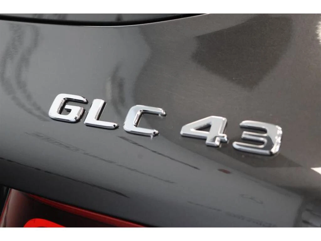 Mercedes-Benz GLC 43 AMG 4MATIC* SUV* NightPack* Distronic* 360Cam* CarPlay - изображение 4