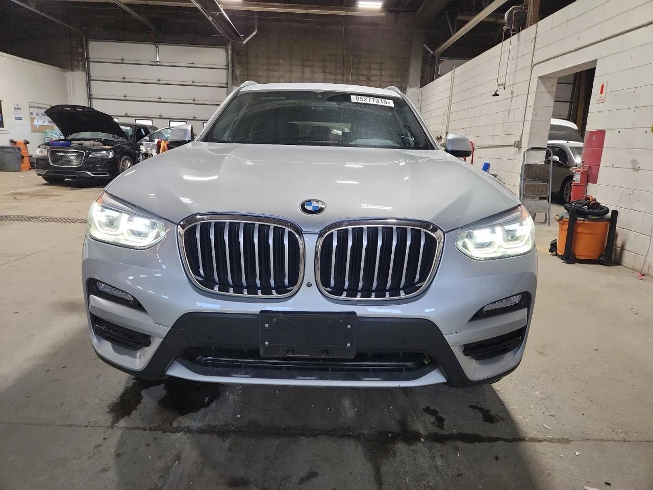 BMW X3 XDRIVE30I - изображение 6