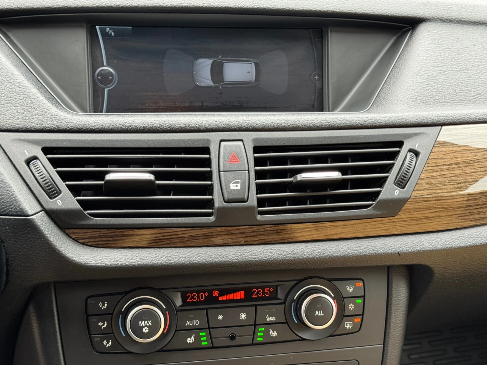 BMW X1 2.0 xd 177 �.�. | Mobile.bg � ����������� 14