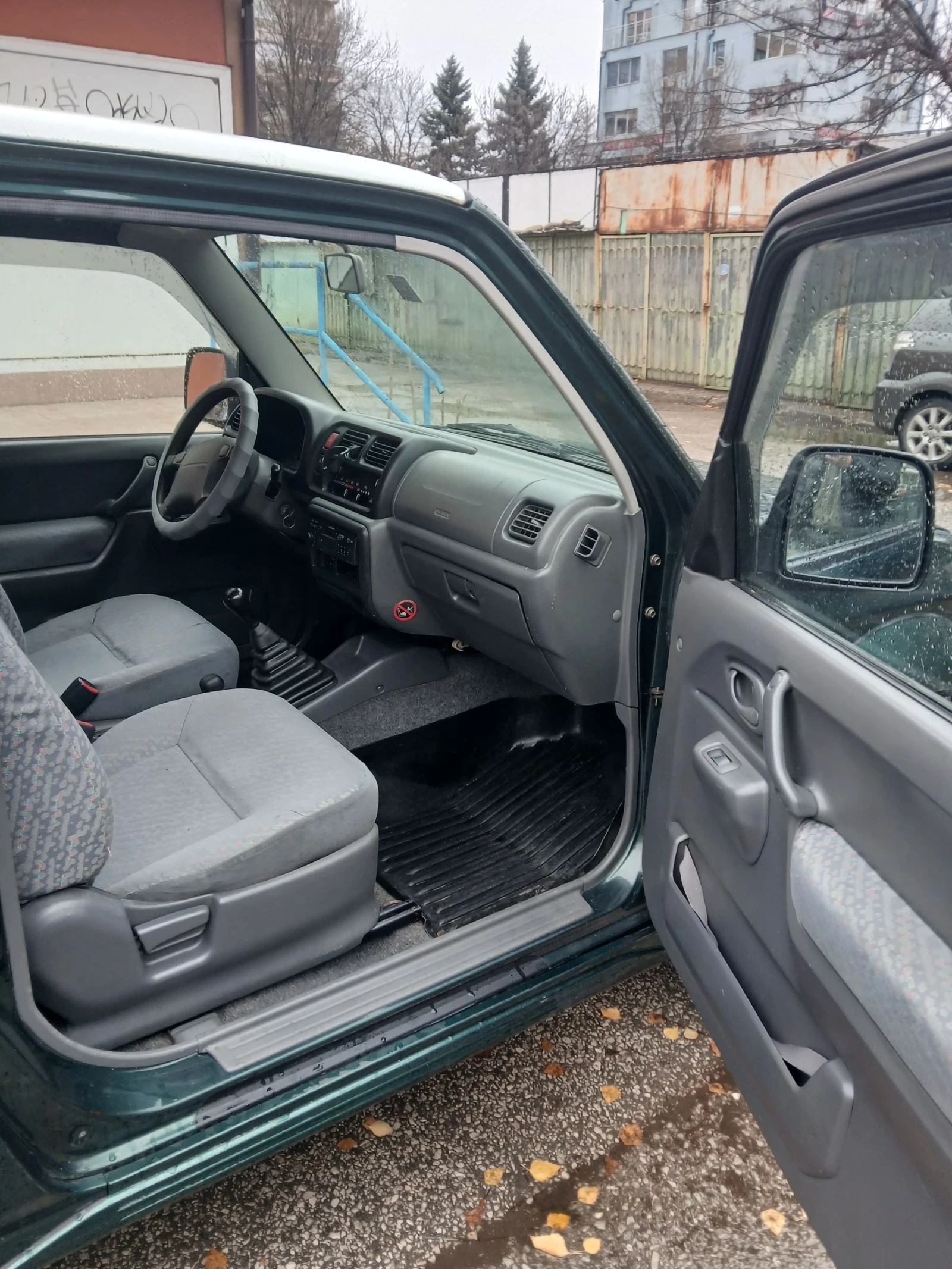 Suzuki Jimny 1.3 i - изображение 8