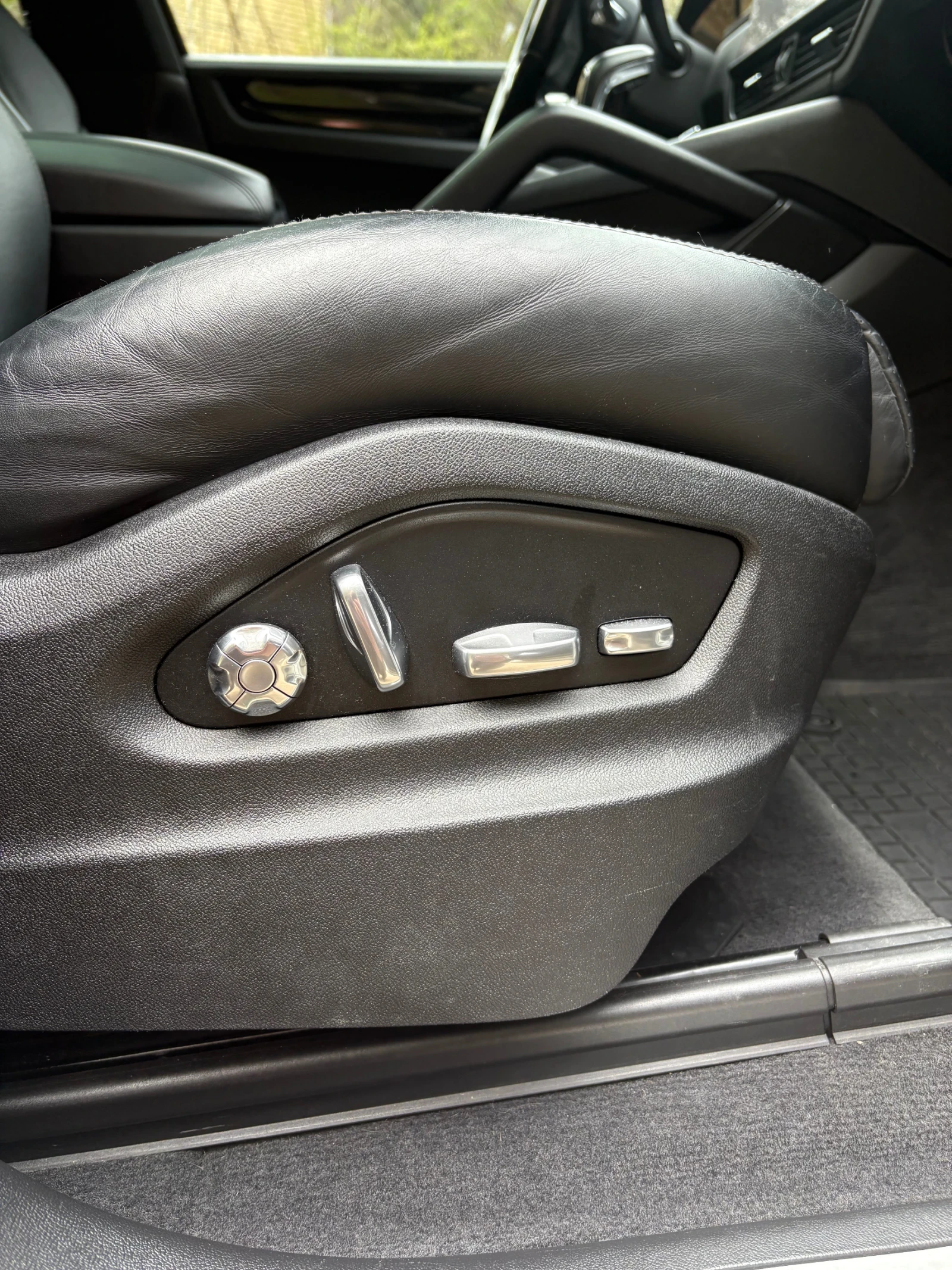 Porsche Cayenne панорама вакум камера ел багажник, снимка 9 - Автомобили и джипове - 54219235