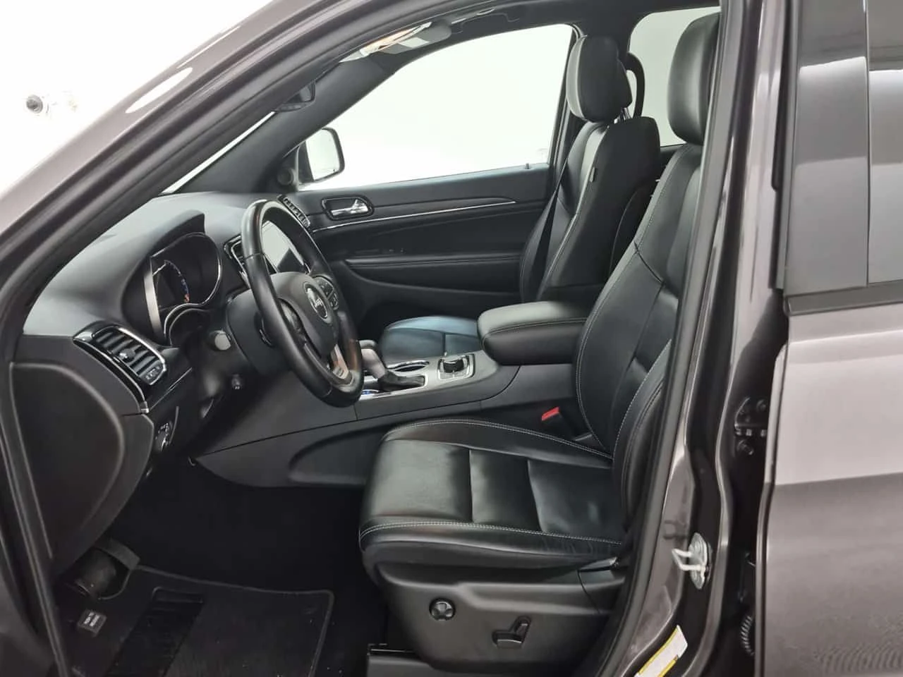 Jeep Grand cherokee 80TH ANNIVERSARY EDITION| ПАНО| 2 КЛЮЧА| ОБДУХ, снимка 7 - Автомобили и джипове - 54428487