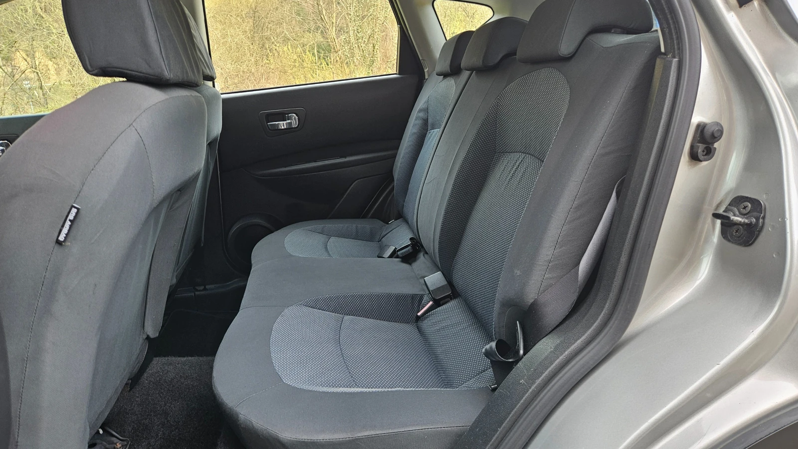Nissan Qashqai 1.6 Benzin/Klimatik, снимка 14 - Автомобили и джипове - 54443311