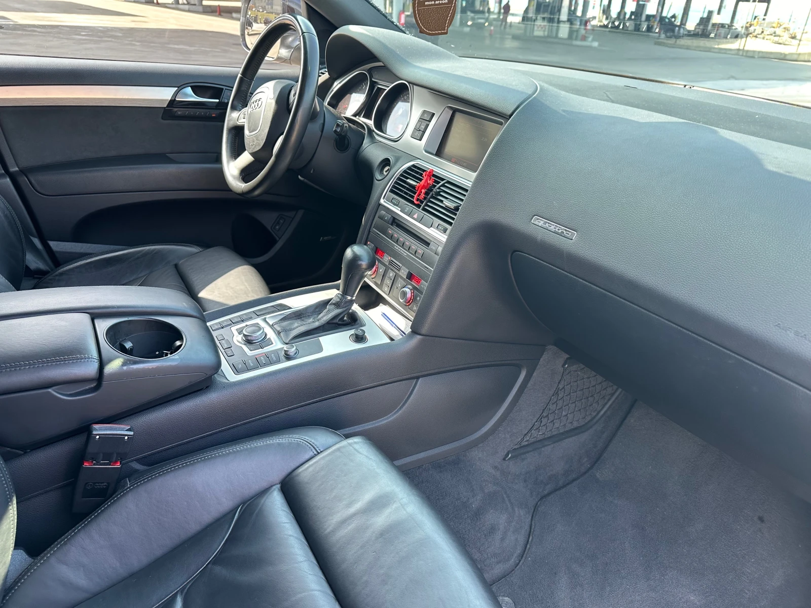 Audi Q7 4.2, снимка 15 - Автомобили и джипове - 54562510