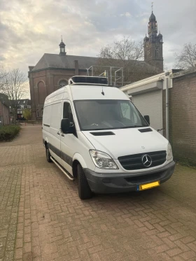 Mercedes-Benz Sprinter 313 / Хладилен + /- Климатроник / 2012г - изображение 1