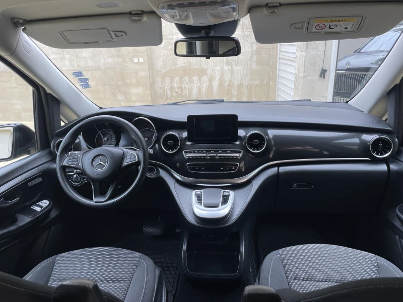 Mercedes-Benz V 220 CDI, снимка 6 - Бусове и автобуси - 47932331