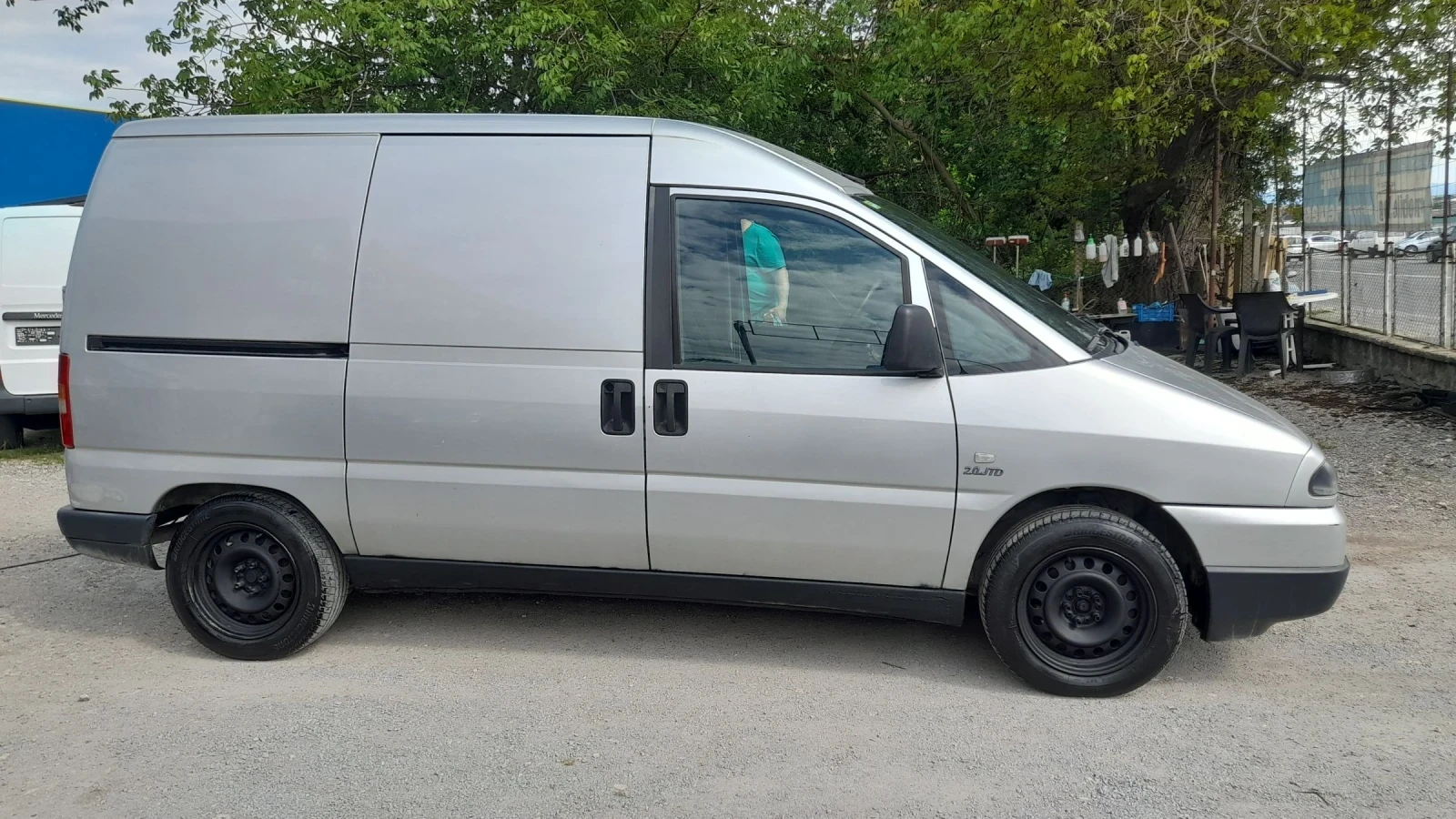 Fiat Scudo 2.0 JTD , снимка 2 - Бусове и автобуси - 54579492