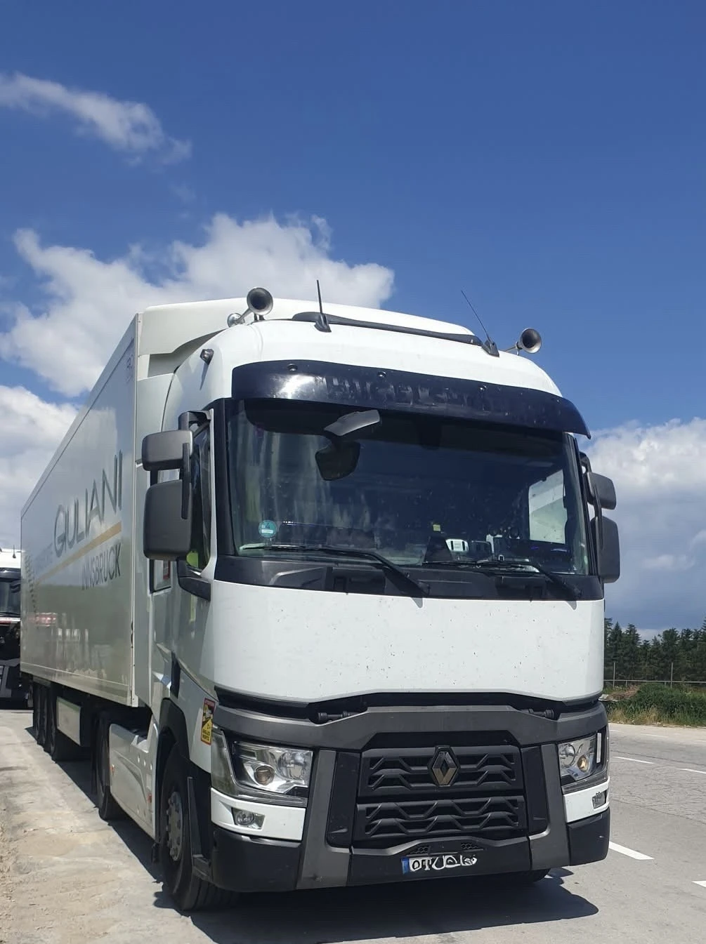 Renault T  - изображение 2