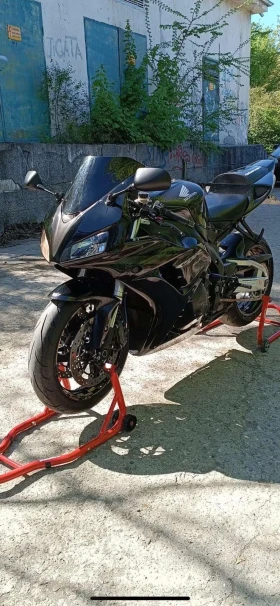 ����� �� �������� �� Honda Cbr Honda CBR 1000RR