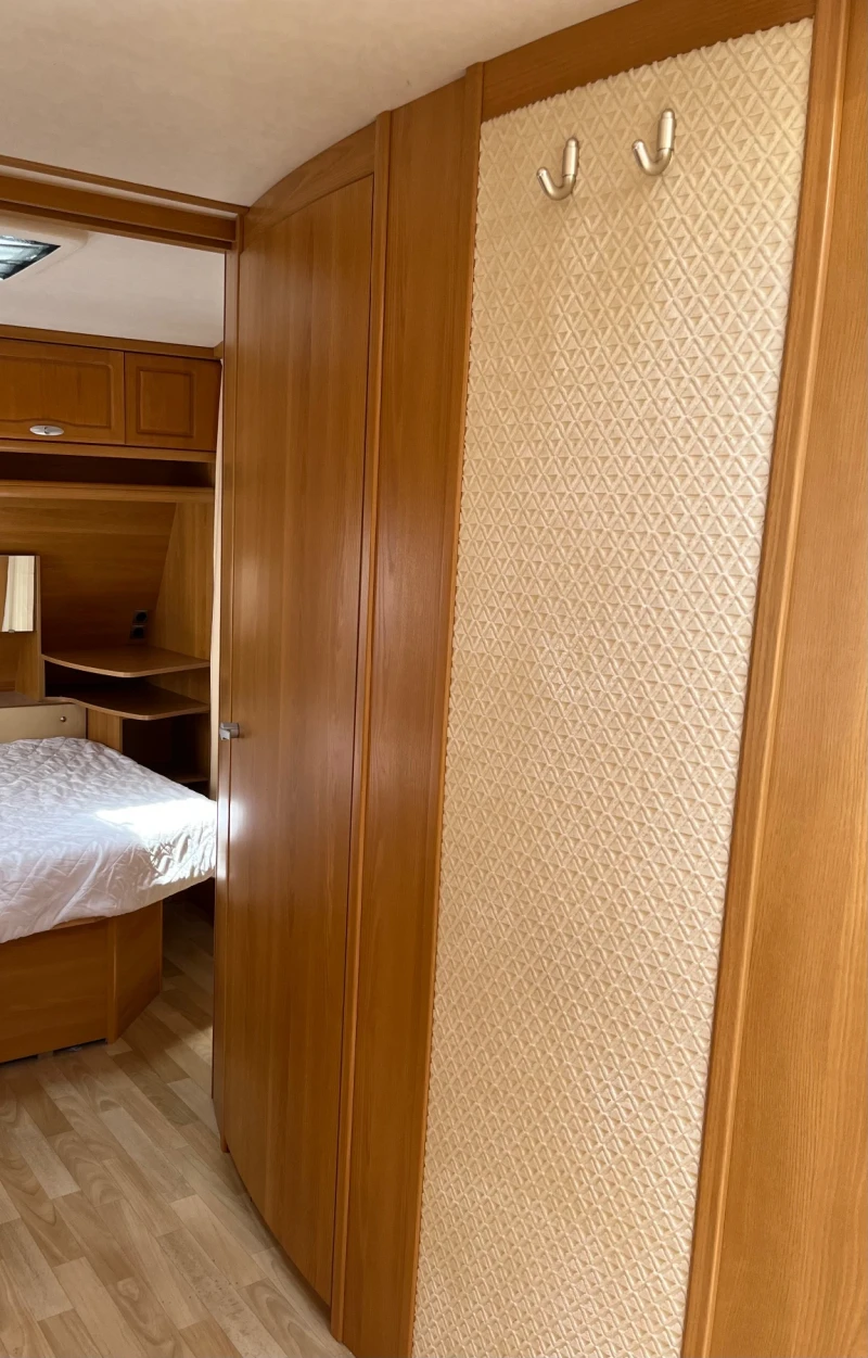 Каравана Tabbert Vivaldi 655, снимка 13 - Каравани и кемпери - 52535711