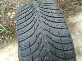 Гуми Зимни 225/45R17, снимка 2