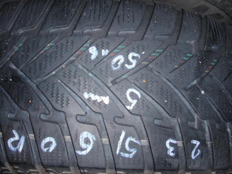 Гуми Всесезонни 235/60R16, снимка 6 - Гуми и джанти - 8947939