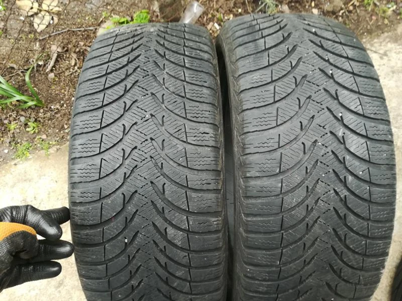 Гуми Зимни 225/45R17, снимка 6 - Гуми и джанти - 20433418