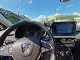 Dacia Sandero ВСИЧКИ ЕКСТРИ, КАТО НОВ. РЕАЛНИ 42159КМ, снимка 4