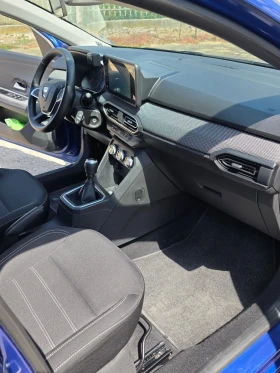 Dacia Sandero ВСИЧКИ ЕКСТРИ, КАТО НОВ. РЕАЛНИ 43585КМ, снимка 9
