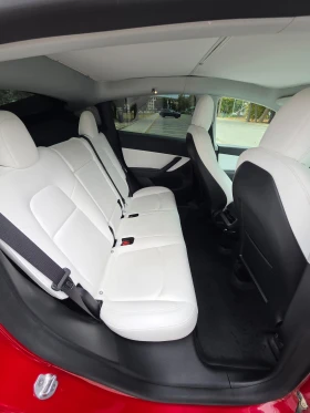 Tesla Model Y DUAL MOTOR/LONG RANGE/AWD/БЕЗУПРЕЧНО СЪСТОЯНИЕ, снимка 14