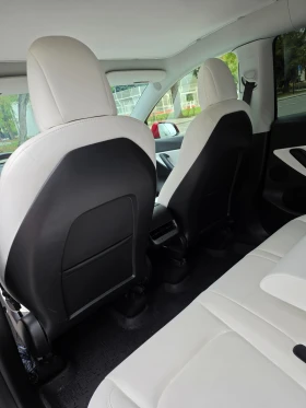 Tesla Model Y DUAL MOTOR/LONG RANGE/AWD/БЕЗУПРЕЧНО СЪСТОЯНИЕ, снимка 9