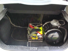 Ford Fiesta 1.4 i Газ/Бензин -80 коня Клима - 1680 € / 3285.79 лв. - 73679533 16