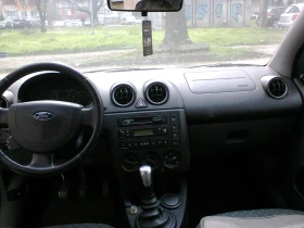 Ford Fiesta 1.4 i Газ/Бензин -80 коня Клима - 1680 € / 3285.79 лв. - 73679533 8